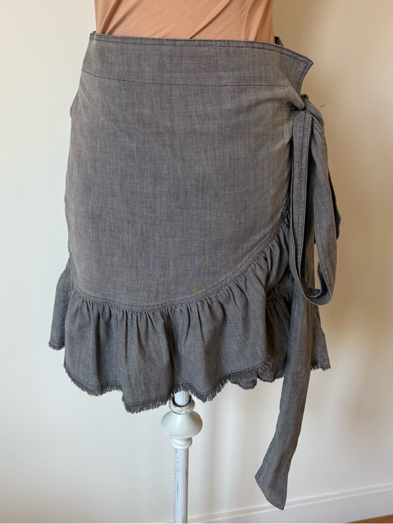 Isabel Marant Etoile Linday Gray Chambray Wrap Ruffle Trim Mini Skirt Euc 40/8